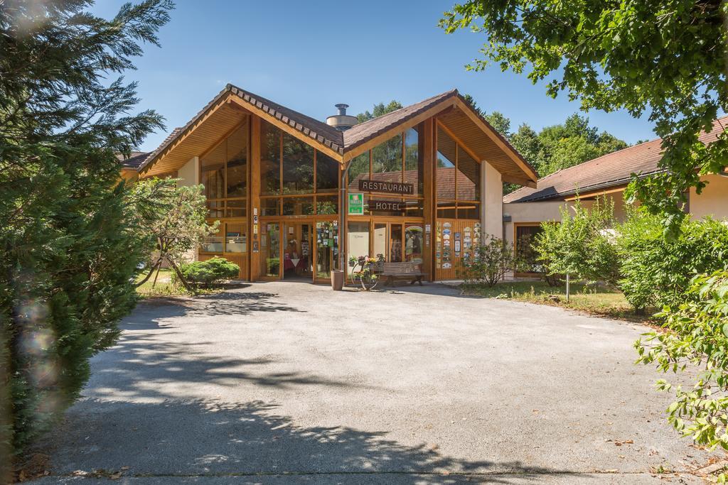 Le Bois Dormant-Hotel Restaurant & Spa Logis Hotel ชอมปาญโญล ภายนอก รูปภาพ