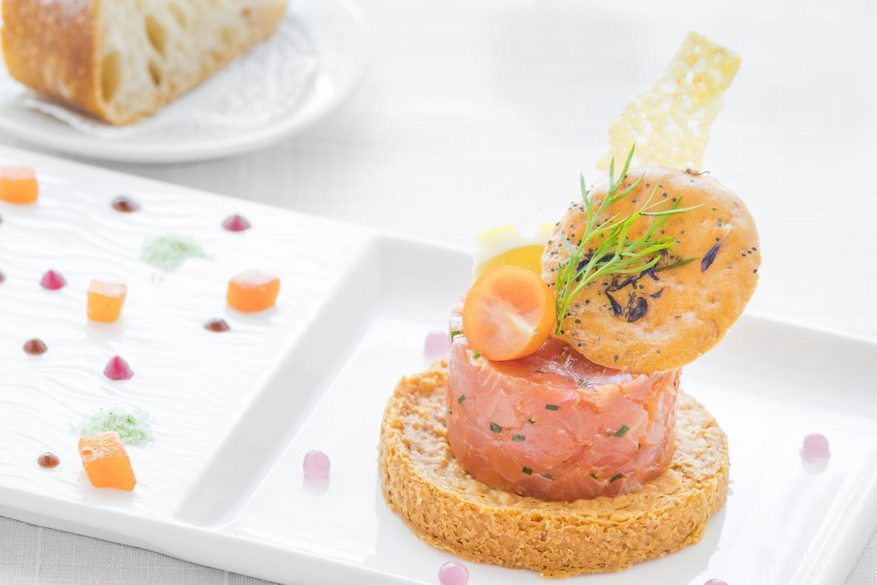 Le Bois Dormant-Hotel Restaurant & Spa Logis Hotel ชอมปาญโญล ภายนอก รูปภาพ
